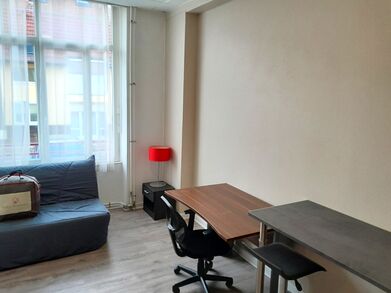 Richelieu 3ème studio Meublé